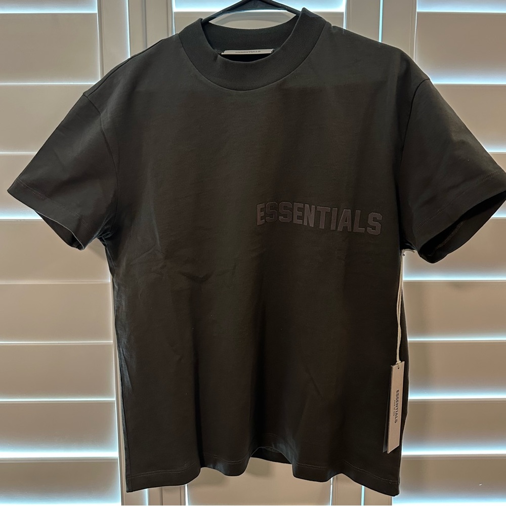 Fear of God Essentials SS Tee NWT (Off Black) (XXS)